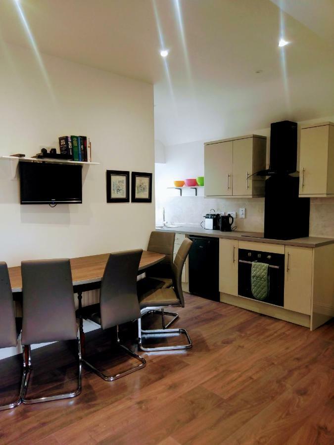 Ferienwohnung The Hollies Adare Exterior foto